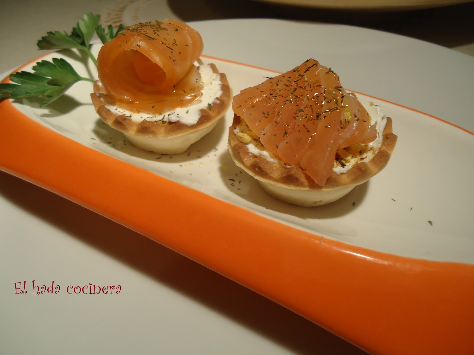 "EL HADA COCINERA (the fairy cook)": Tartaletas de salmón y queso