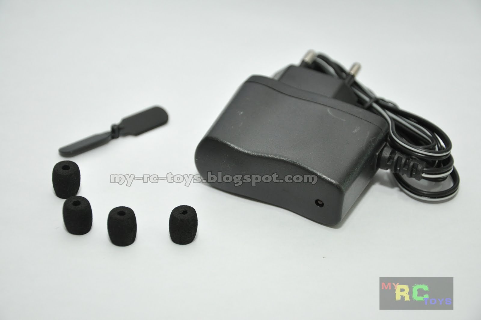 RC Toys: Hawkspy (3 Channels RC Helicopter with build-in Spy Camera)