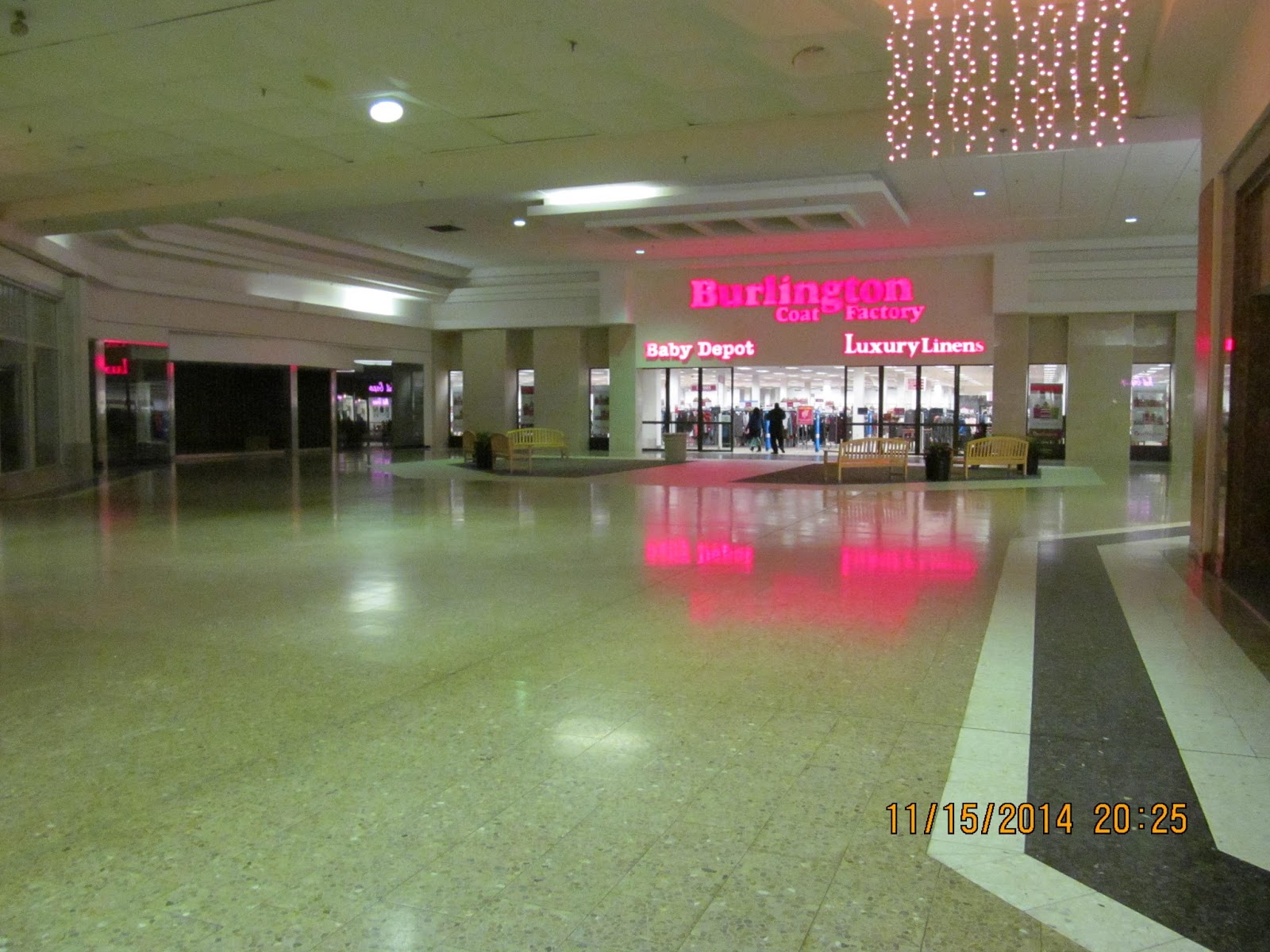 Trip to the Mall Washington Square Mall (Indianapolis, Indiana)