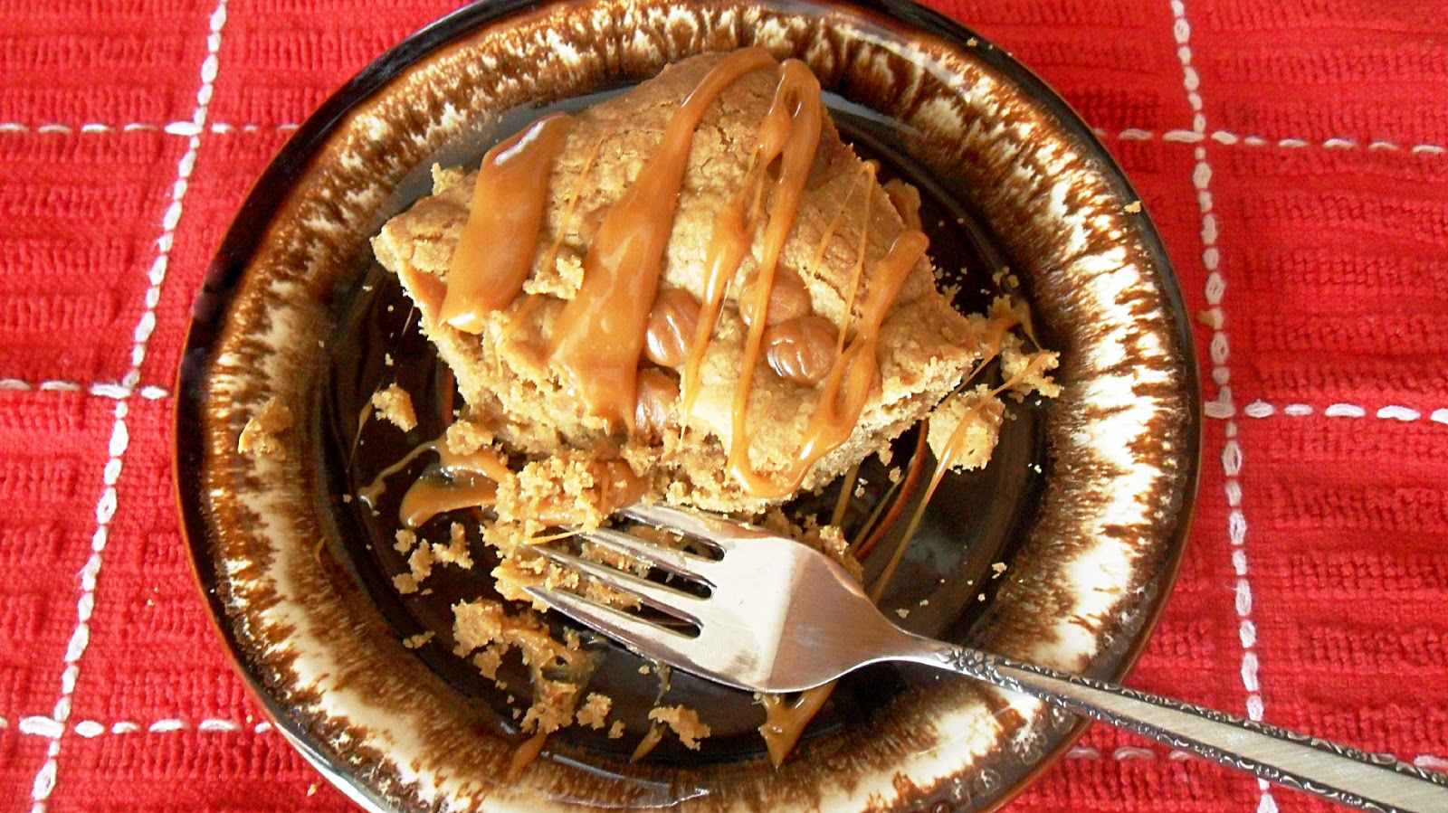 Cooking to Perfection Biscoff Caramel Blondies