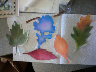 Quilt Whimsy: Coloring Fabric with Melted Crayons.