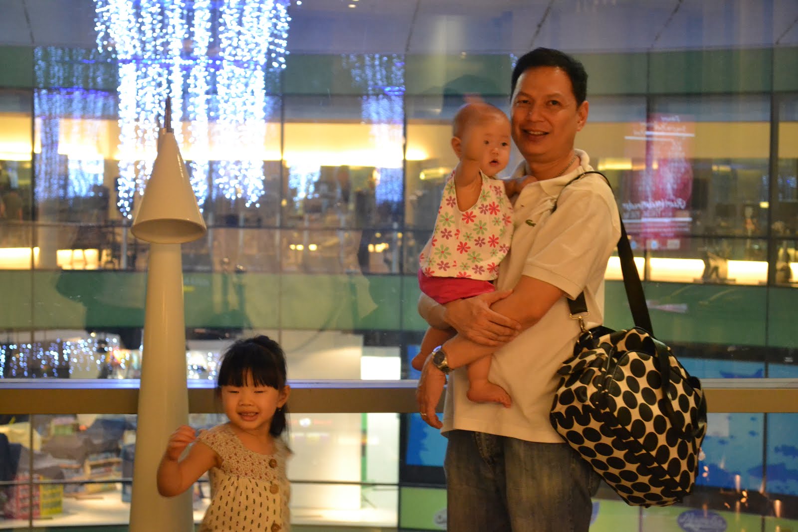 Eat, Live, Love H20 Hotel and Manila Ocean Park staycation