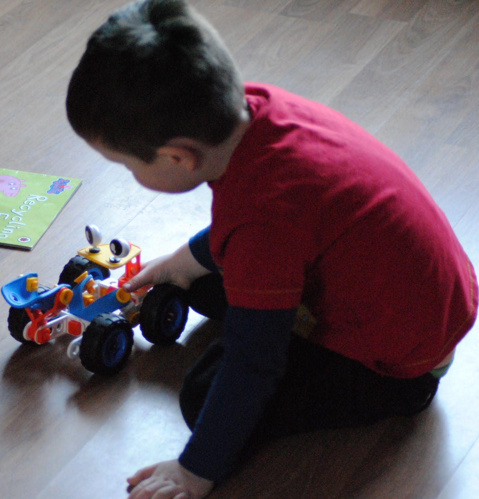 plastic meccano for toddlers