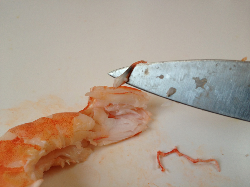 Free From G. How To Peel and Devein Prawns