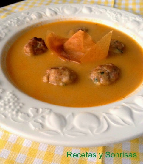 Sopa Balear Con Albondigas
