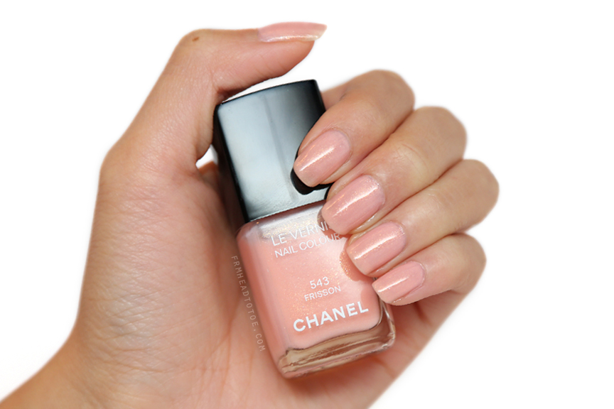 Manicure Monday: Chanel 543 Frisson - From Head To Toe