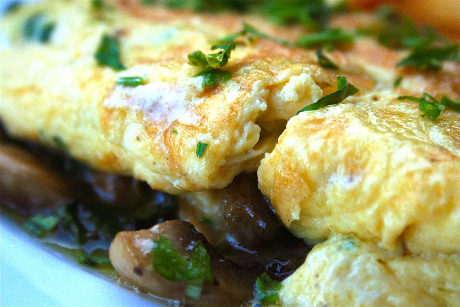 Johnny's Kitchen French Herbed Mushroom Omelette