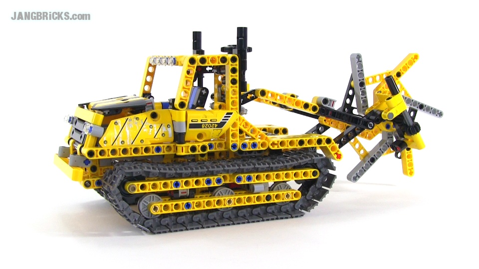 LEGO Technic 42028 alternate build - Wheel Trencher