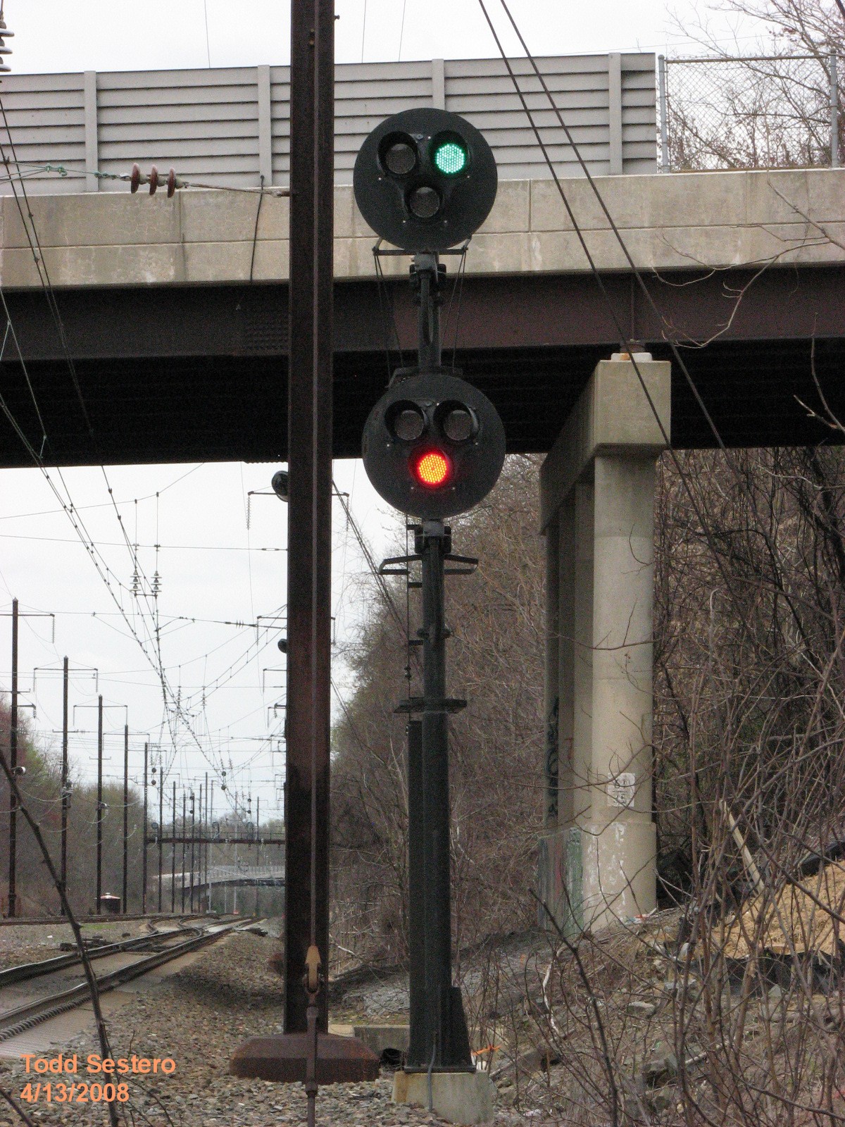 JL&T Railroad G Type/TriLight Signal Heads...