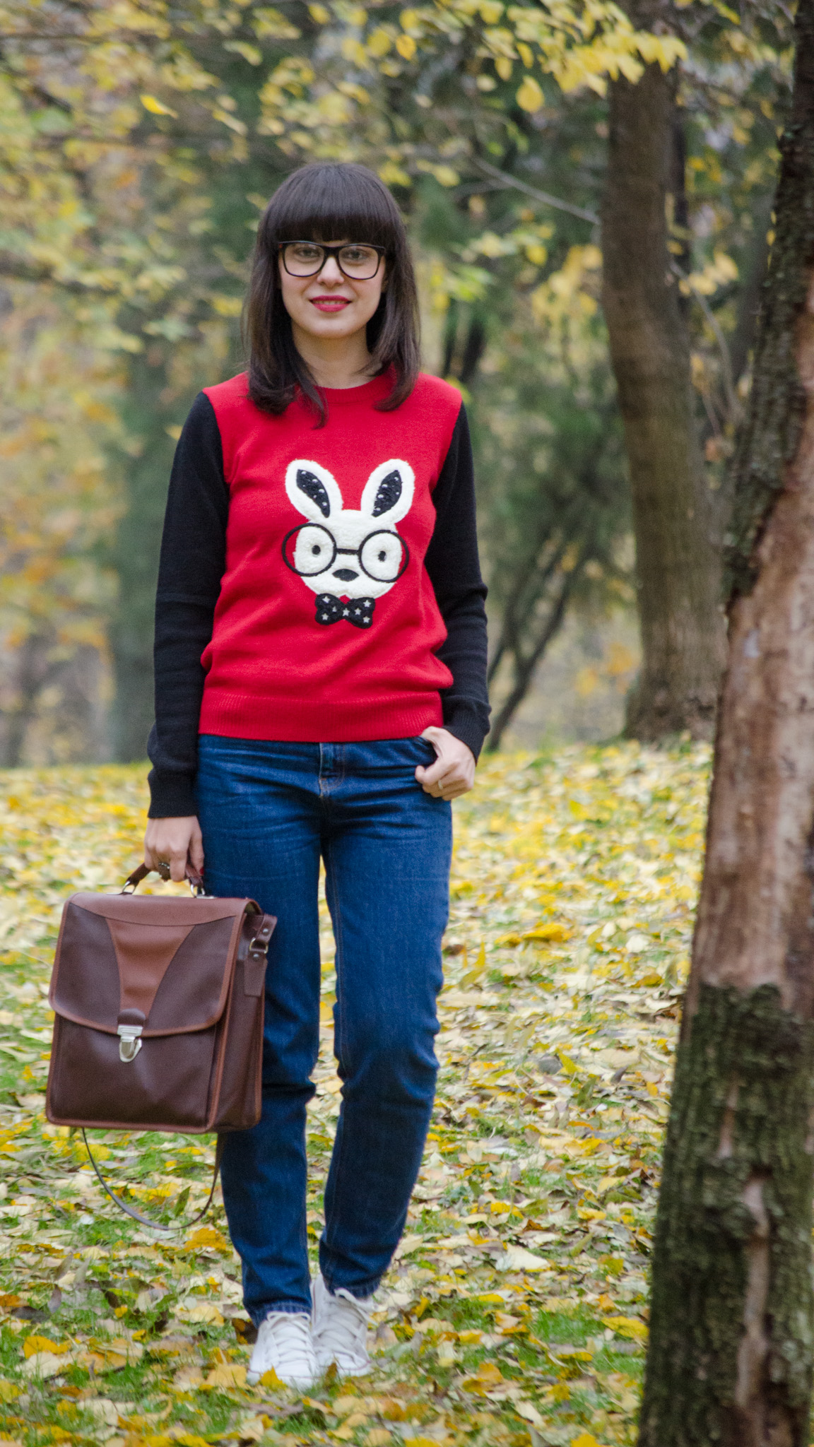 geek style outfit - wabbit season cobalt blue coat geek rabbit sweater koton mom jeans pull&bear thrifted bag satchel brown white converse sneakers glasses bangs autumn fall school outfit dorky