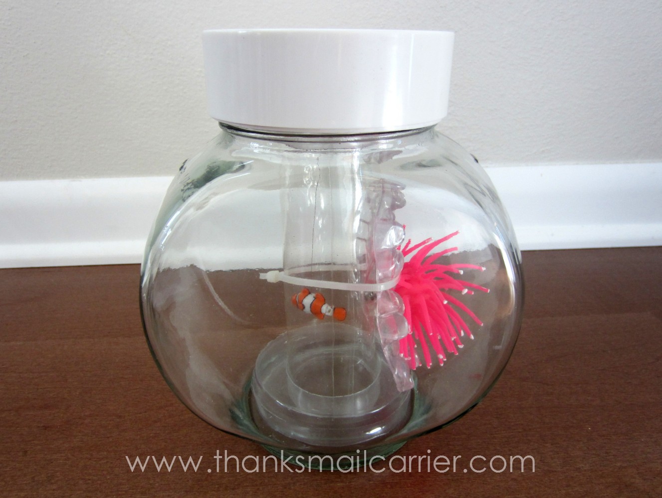 Thanks, Mail Carrier The Perfect Pet Gemmy Fincredibles {Review & Giveaway}