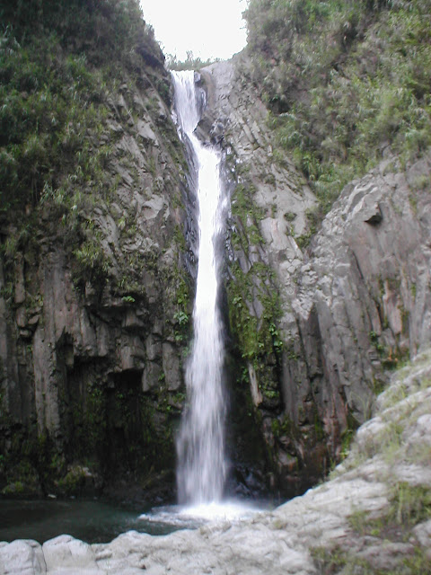 Pinatubo Twin Falls Porac, Pampanga, PINATUBO WATERFALLS