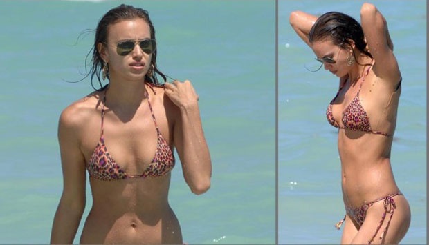 Irina Shayk memakai bikini bermotif leopard saat berlibur di sebuah