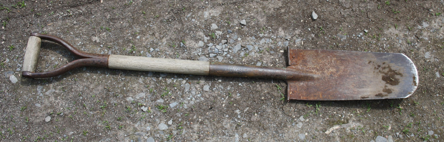 Progress Is Fine But It S Gone On For Too Long Elephant Steel Shovel My Farm Thirty Or So Years Ago Among The Stuff I Found Abandoned In Barn Was This Old Drain Spade Cleaned Up It Proved Almost Custom Made For
