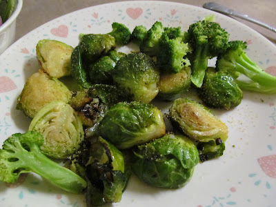 broccoli, brussels sprouts, garlic salt, steamed, vegan