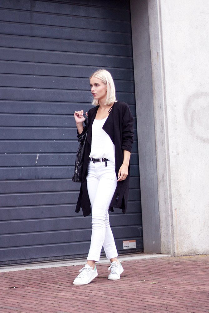 Fashion Attacks white simple basic outfit ootd Fashion Attacks white simple basic outfit ootd