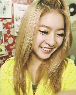 Ah+Young+Dal+Shabet+GIF+(3).gif