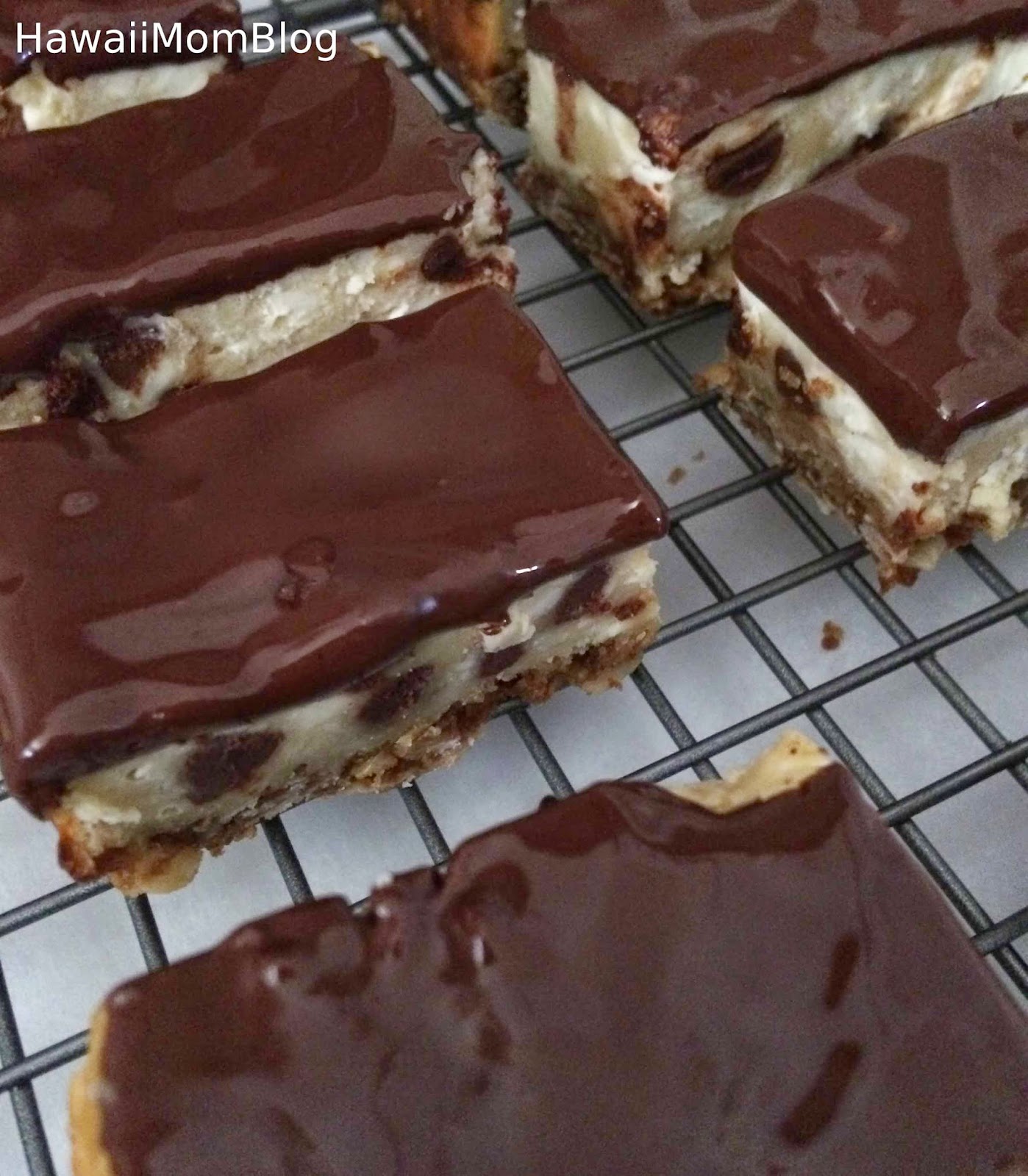 Hawaii Mom Blog Oatmeal Chocolate Chip Cheesecake Bars