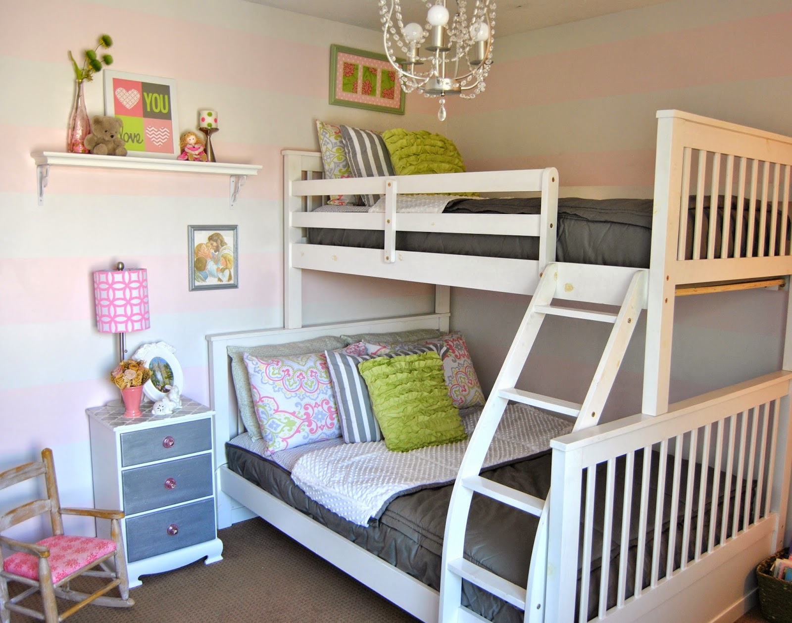 Studio 7 Interior Design Beddy's Amazing bedding for Bunkbeds!