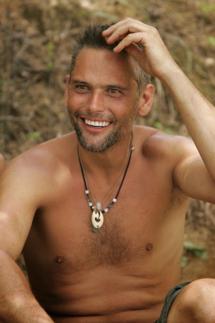 muscular hung gay men shemale sex forum