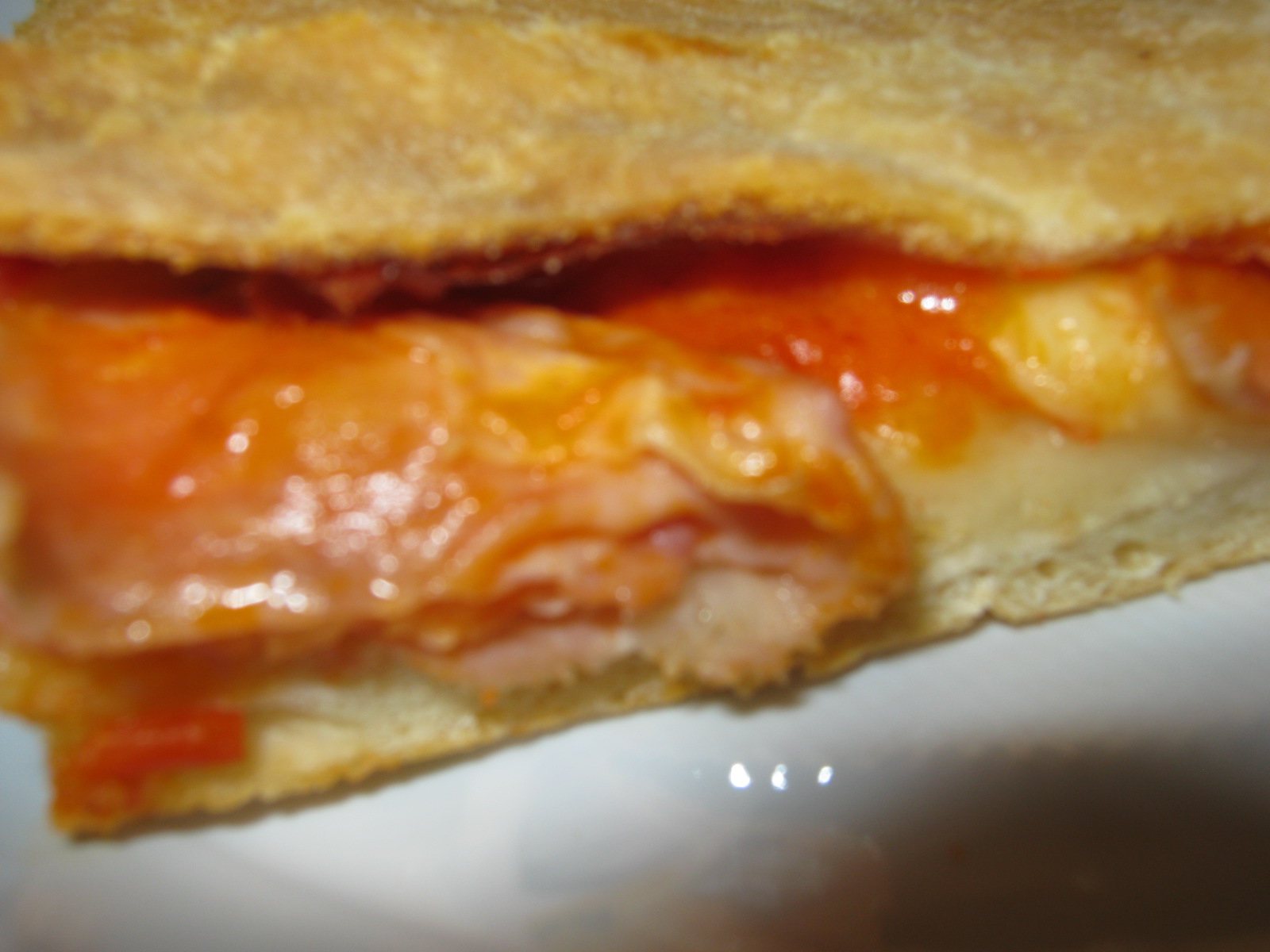 RICETTA CALZONE PROSCIUTTO COTTO, POMODORO E MOZZARELLA