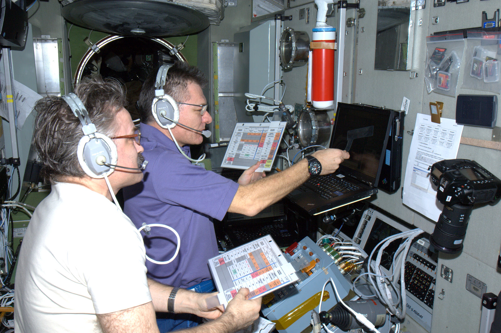 iss astronaut