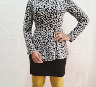baju peplum bunga kecil