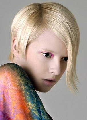 Hairstyle Dreams: Short haircuts Pictures for Women 2012