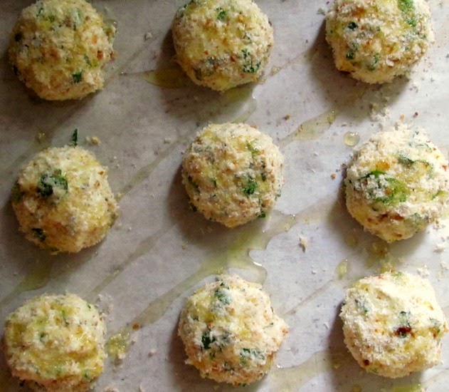 Carrington Lane Bakery Herbed Ricotta Cakes