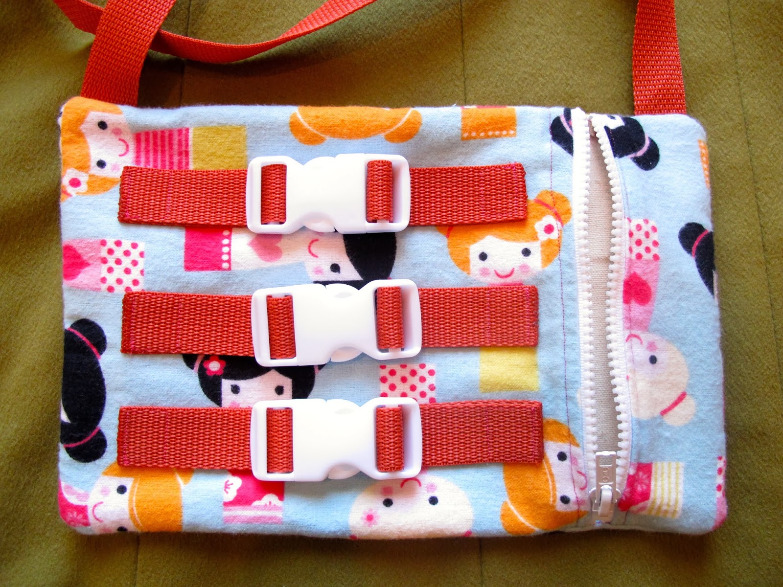 My Emiline. Living. Kids. Crafts. Clara's Buckle Purse with Simple