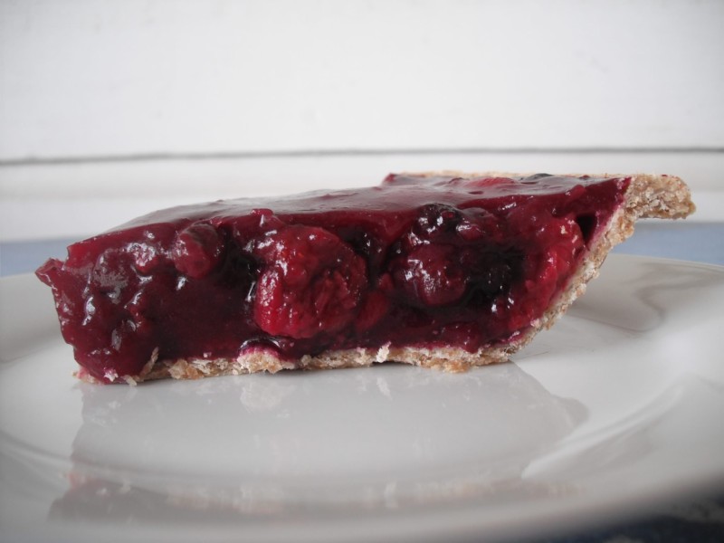 BANKRUPT VEGAN Easy Mixed Berry Pie