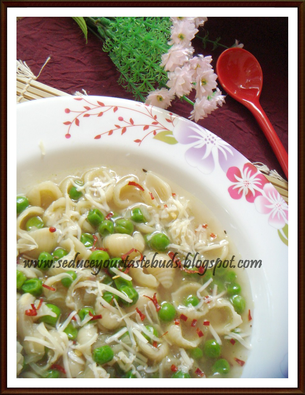 Minstra di Pasta e Piselli Italian Peas Pasta Soup Seduce Your