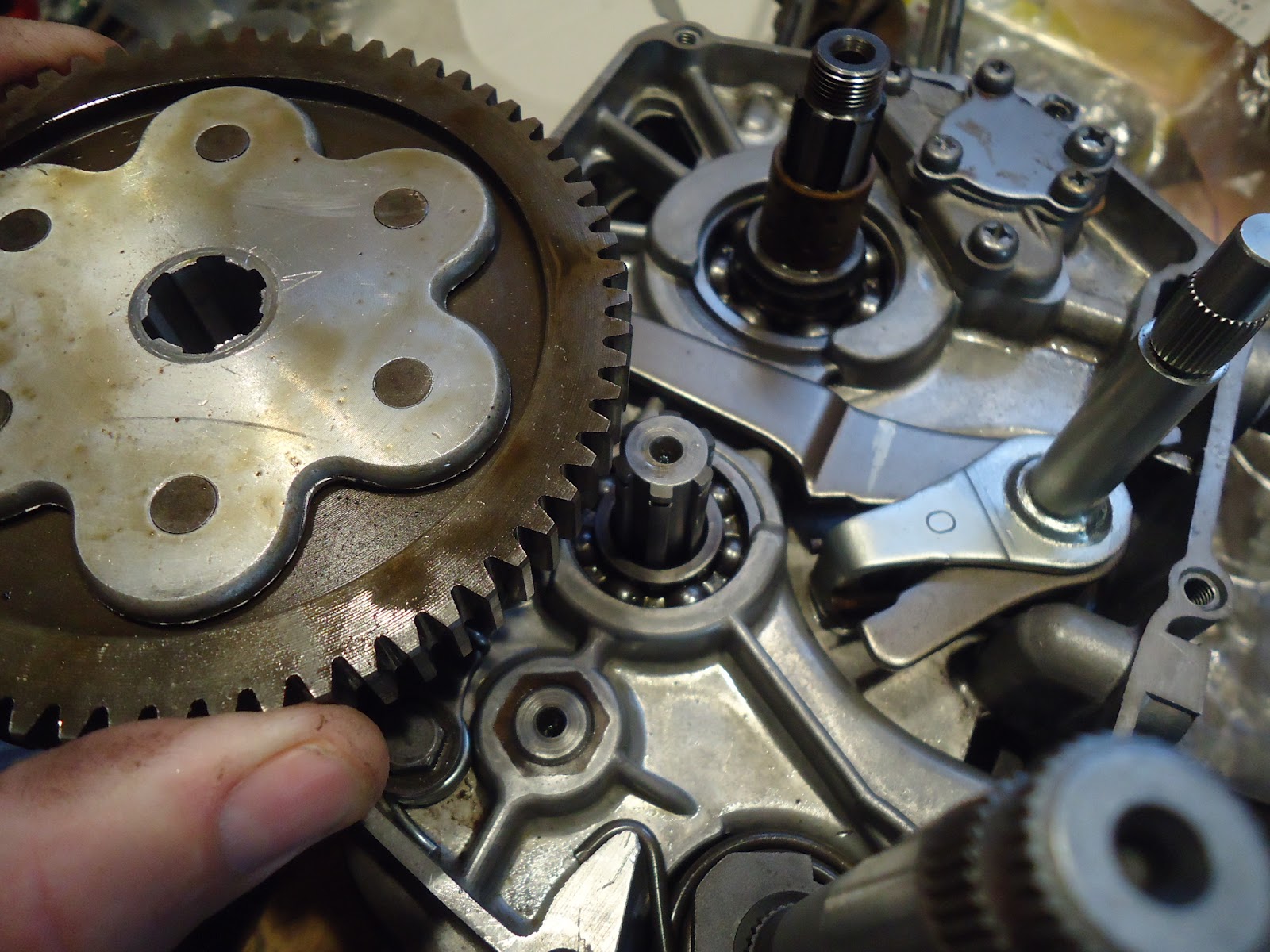 Tear it up, fix it, repeat CT70 KO Centrifugal Clutch Build up