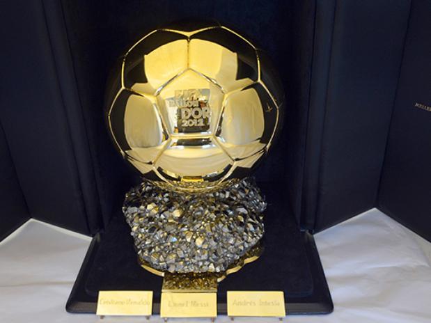 foto-filtrada-balon-de-oro-messi-2012.jp