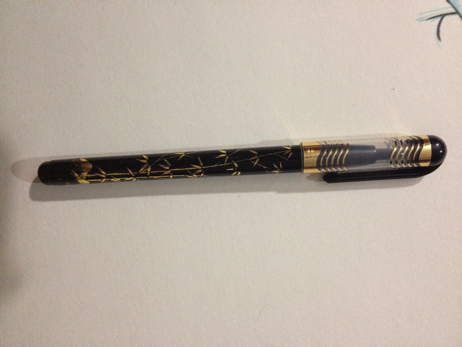 black 14 x Pentel Disposable Fountain Pen Marbleized Gold and Black Barrel 