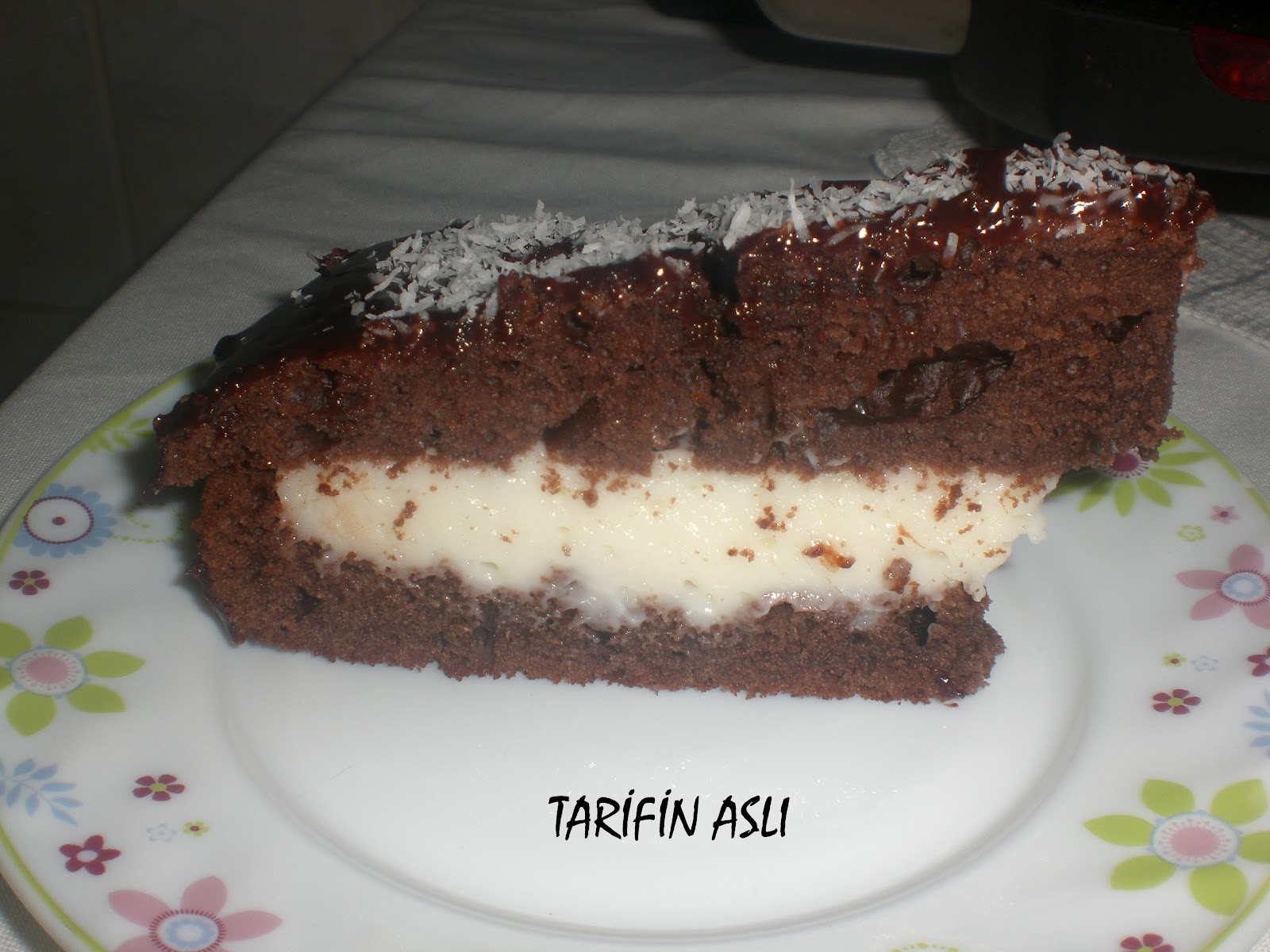 SÜRPRİZ KEK TARİFİN ASLI