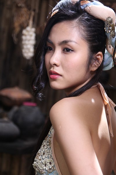 Photos of Tang Thanh Ha Photos of Tang Thanh Ha