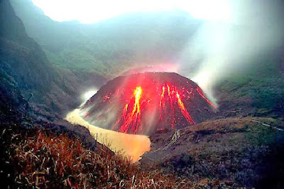 Foto Gunung Kelud Saat Meletus