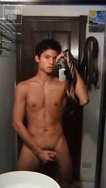 Mikael daez naked - Porn pictures