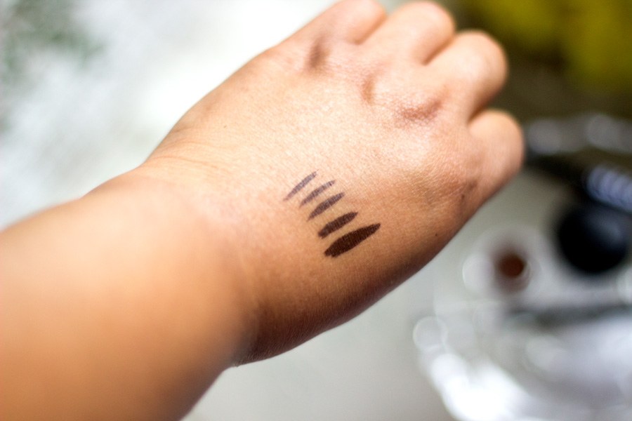 FashStyleLiv MAC Dipdown Fluidline Eyeliner Gel Review