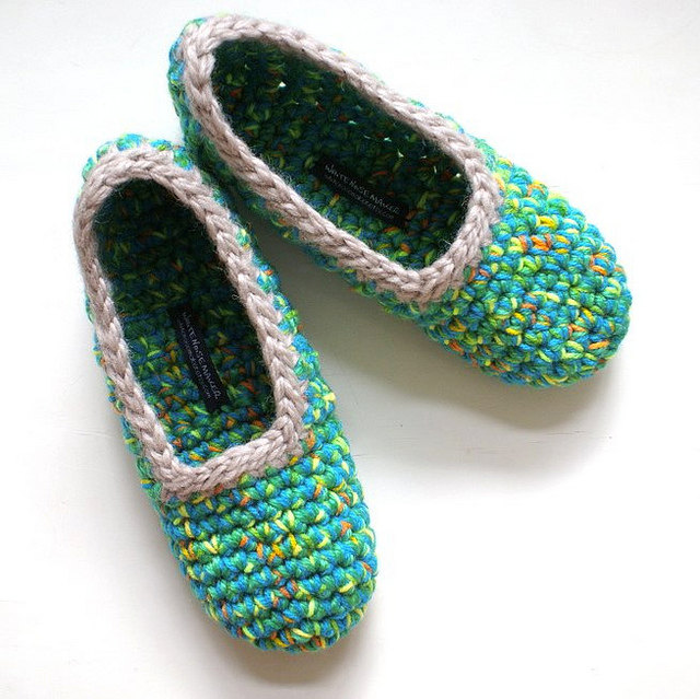 white noise maker: New Crochet Slippers