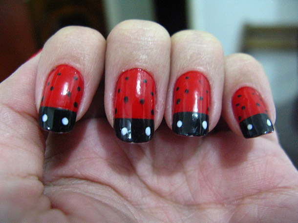 unique finger nail art design