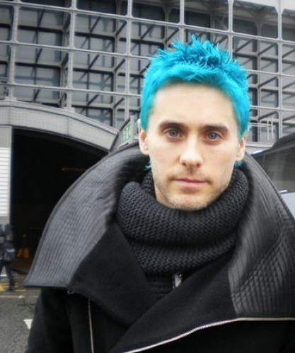 cabelo masculino azul claro