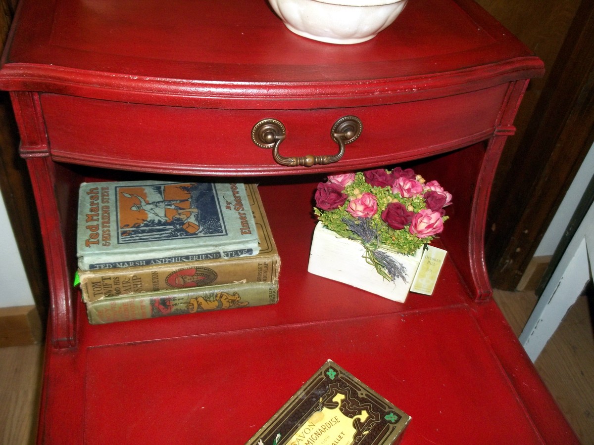 PICKIN and PAINTIN........... CHALK PAINT OVER LEATHER???