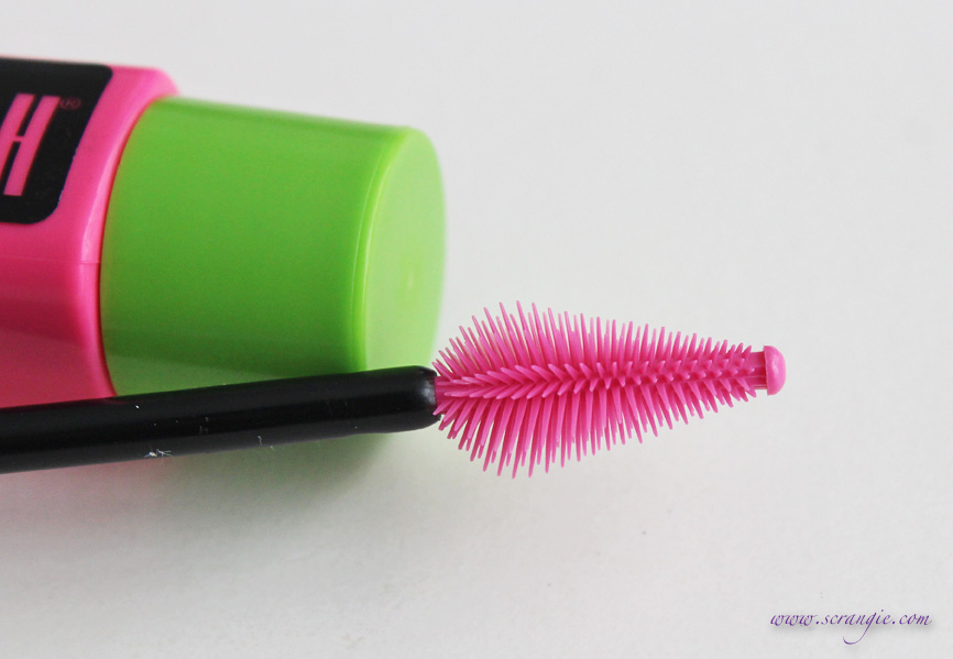 Scrangie Maybelline Great Lash Lots Of Lashes Mascara Review