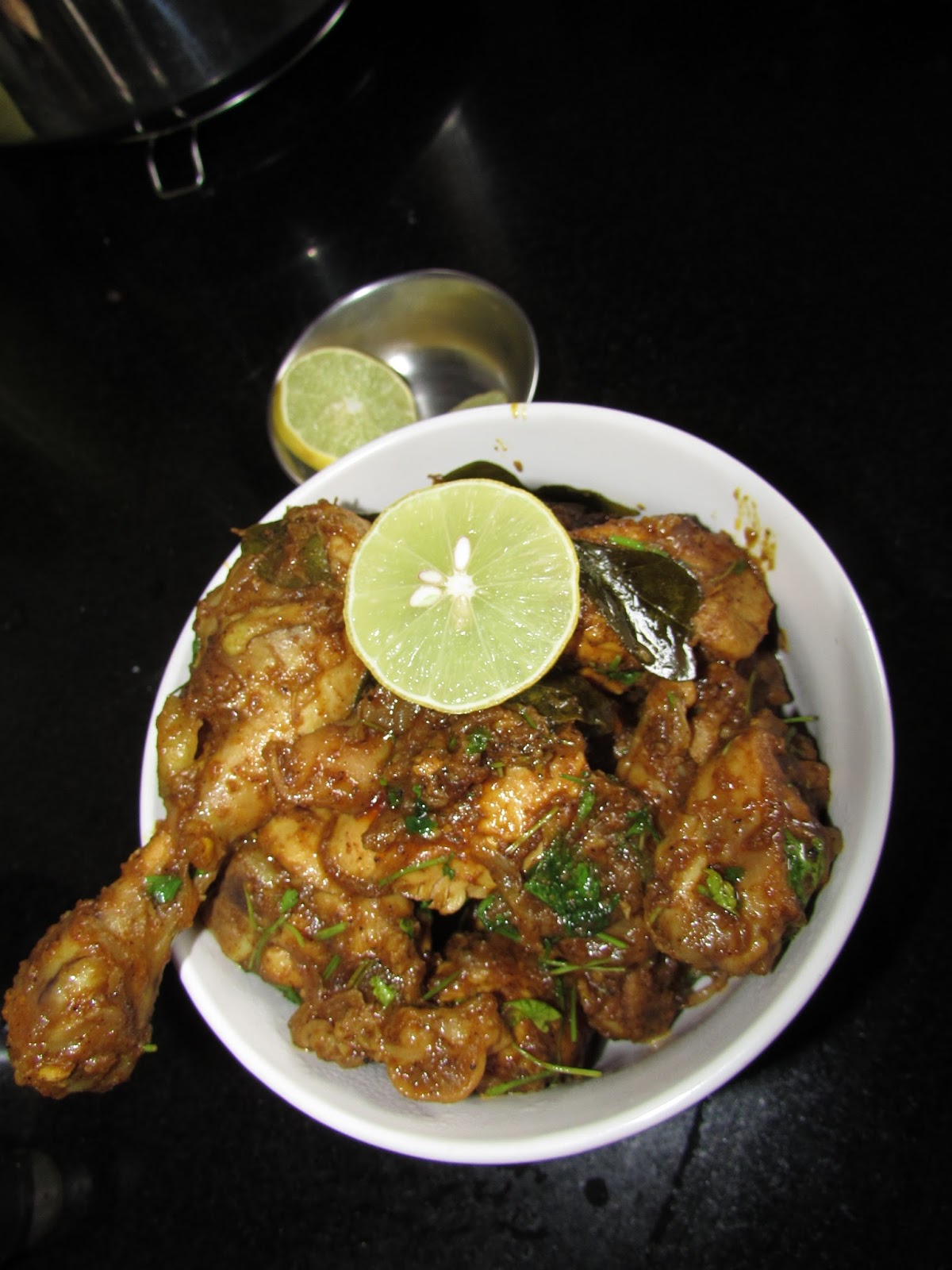 Non Vegetarian Recipes Pepper Chicken (Semi Gravy) Spicy Pepper