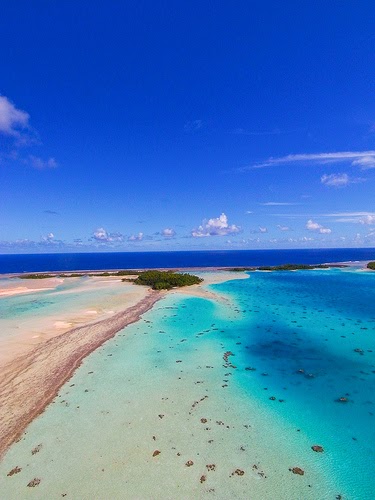 SEARCHING FOR PARADISE: MUST DO IN RANGIROA: THE BLUE LAGOON