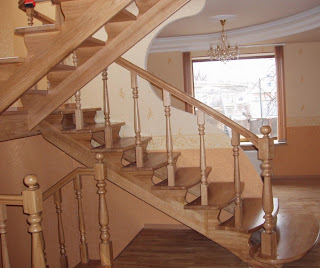 Типовая деревянная лестница