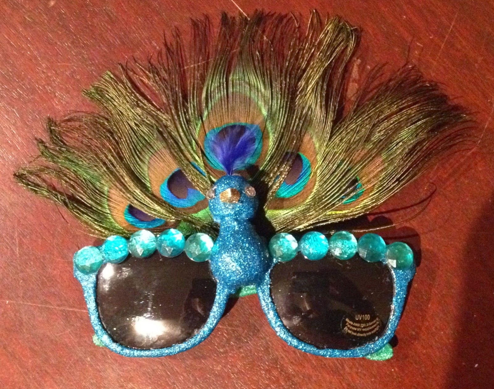 Confessions of a glitter addict Decorated Sunglasses