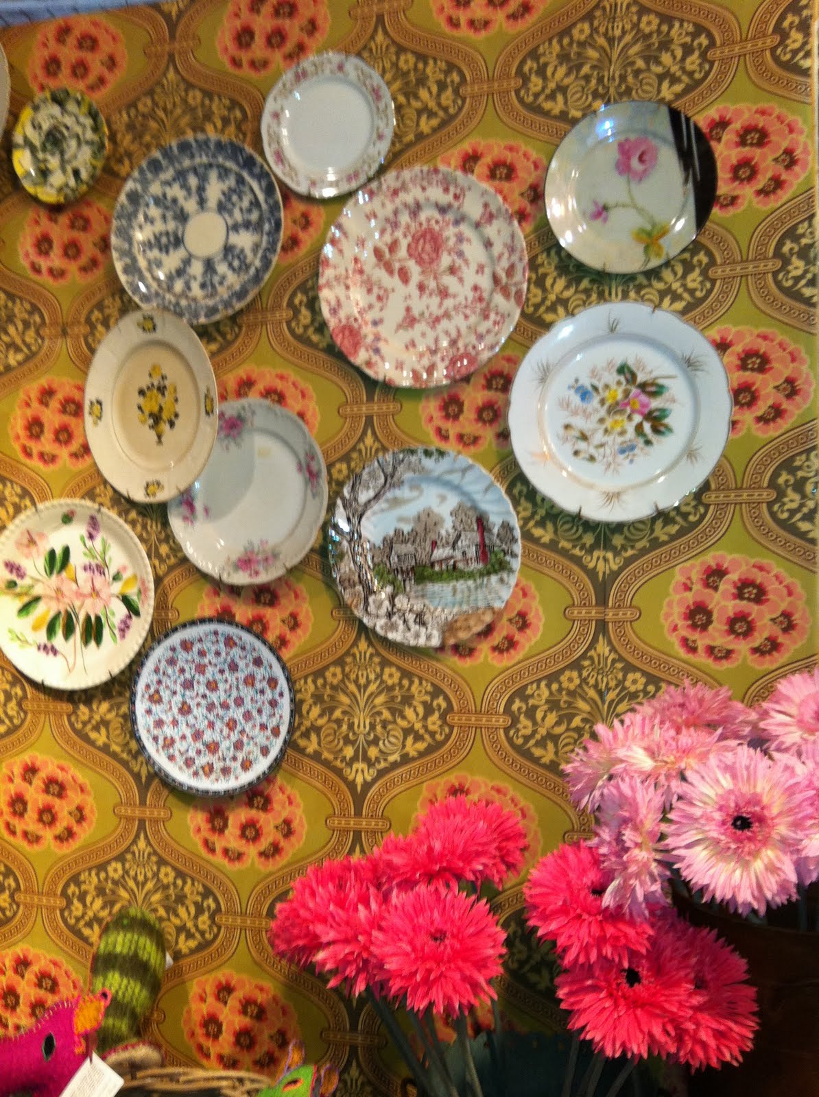 Two Home Girls Beverly Boulevard Heath Ceramics & Rolling Greens